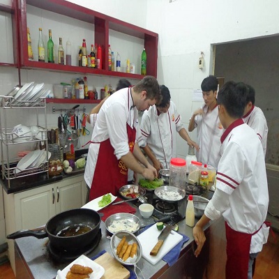 Khoá đào tạo bếp trưởng bếp Âu, uy tín tại Hà Nội